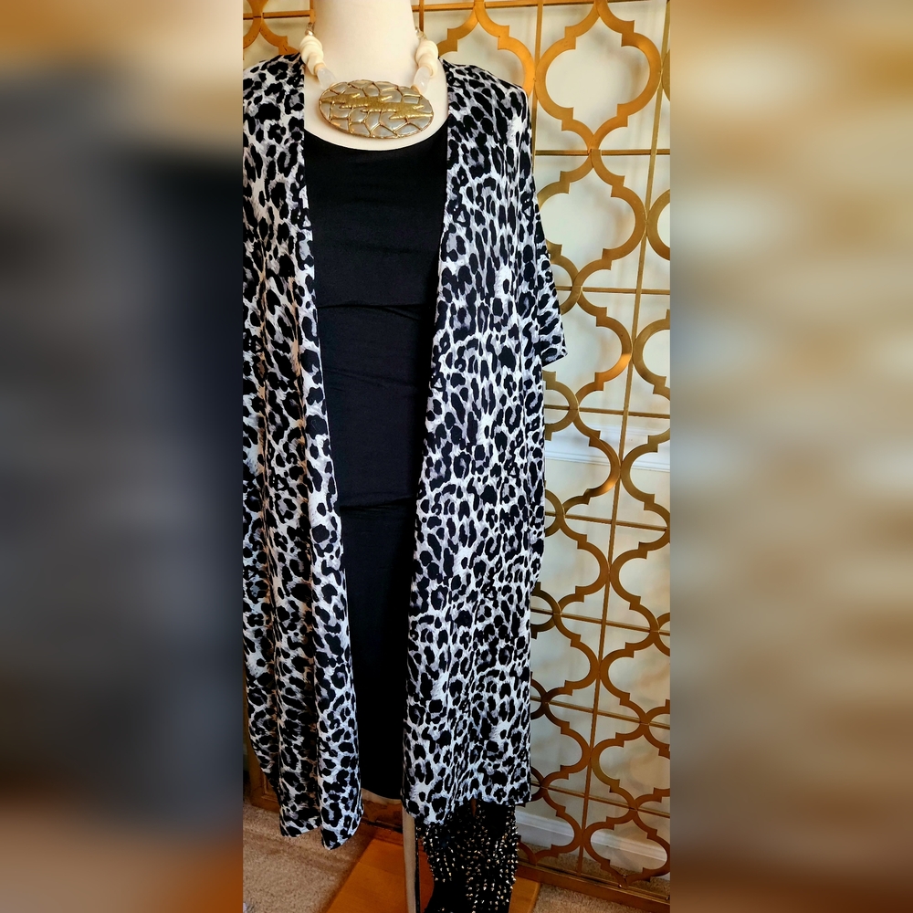 Boutique Item! Popular Leopard Print Duster